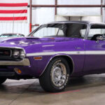 1970 Dodge Challenger R/T Crazy Purple Kentwood, MI on www.classicmusclecarforsale.com